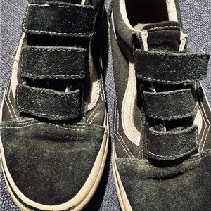 Velcro Vans black and white